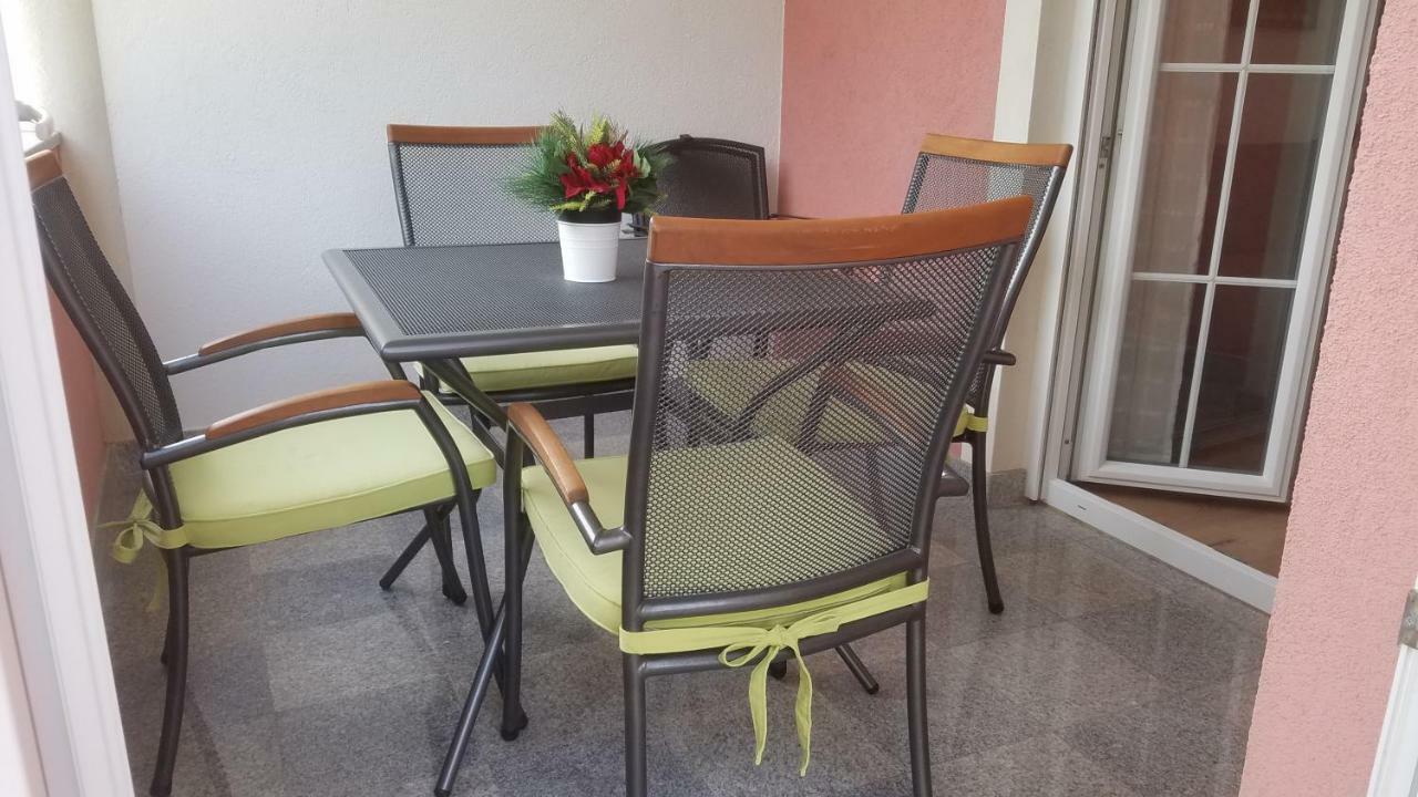 Apartmani Diana 梅杜林 外观 照片