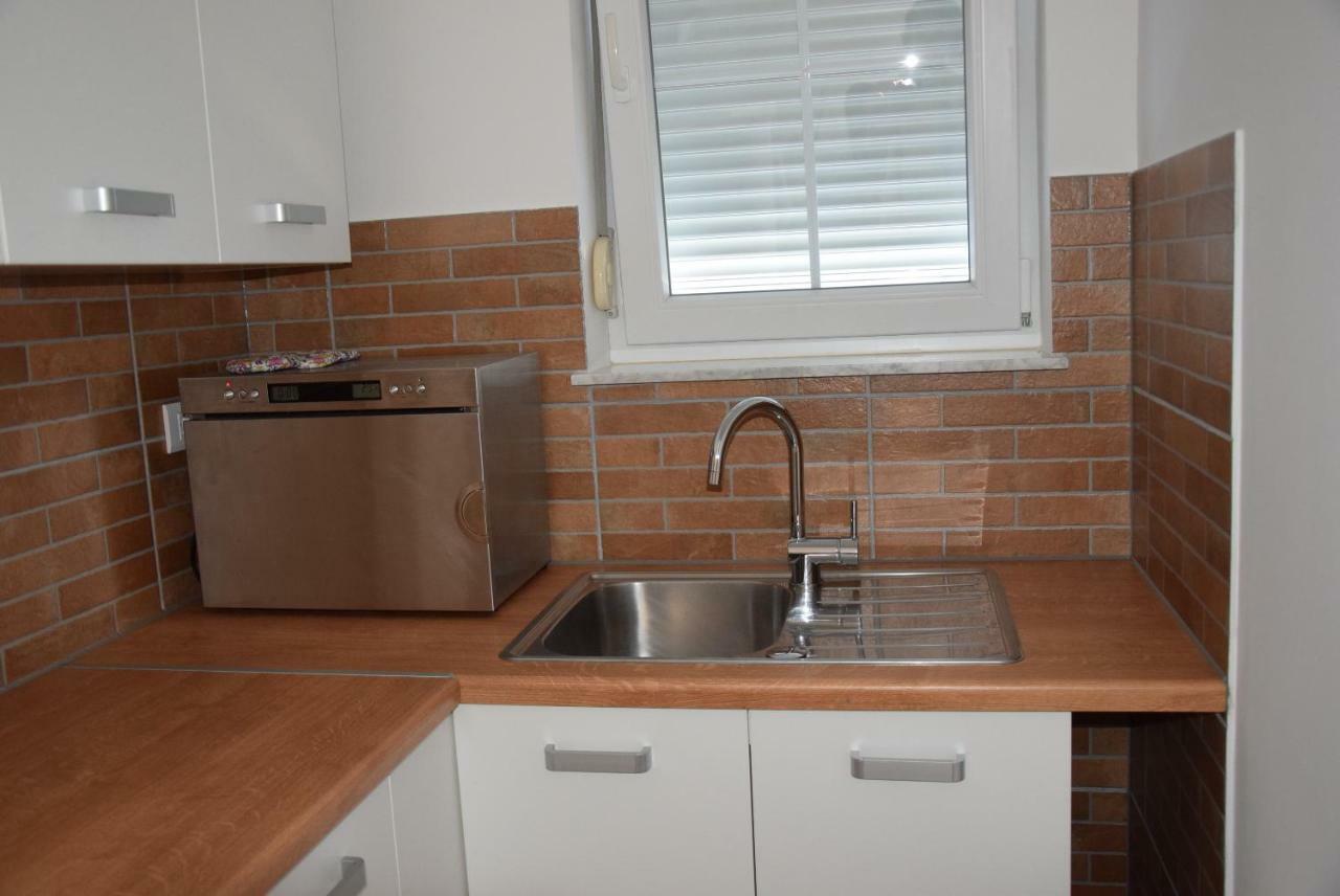 Apartmani Diana 梅杜林 外观 照片