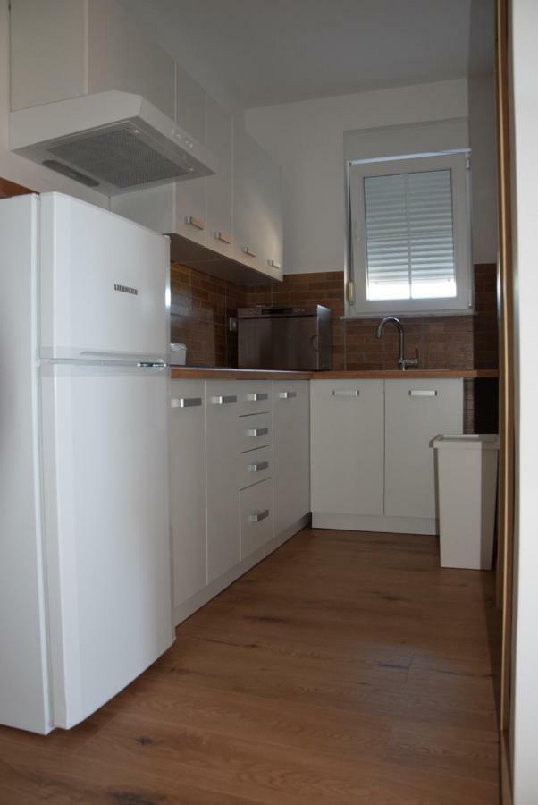 Apartmani Diana 梅杜林 外观 照片