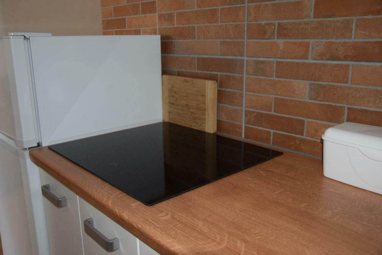 Apartmani Diana 梅杜林 外观 照片